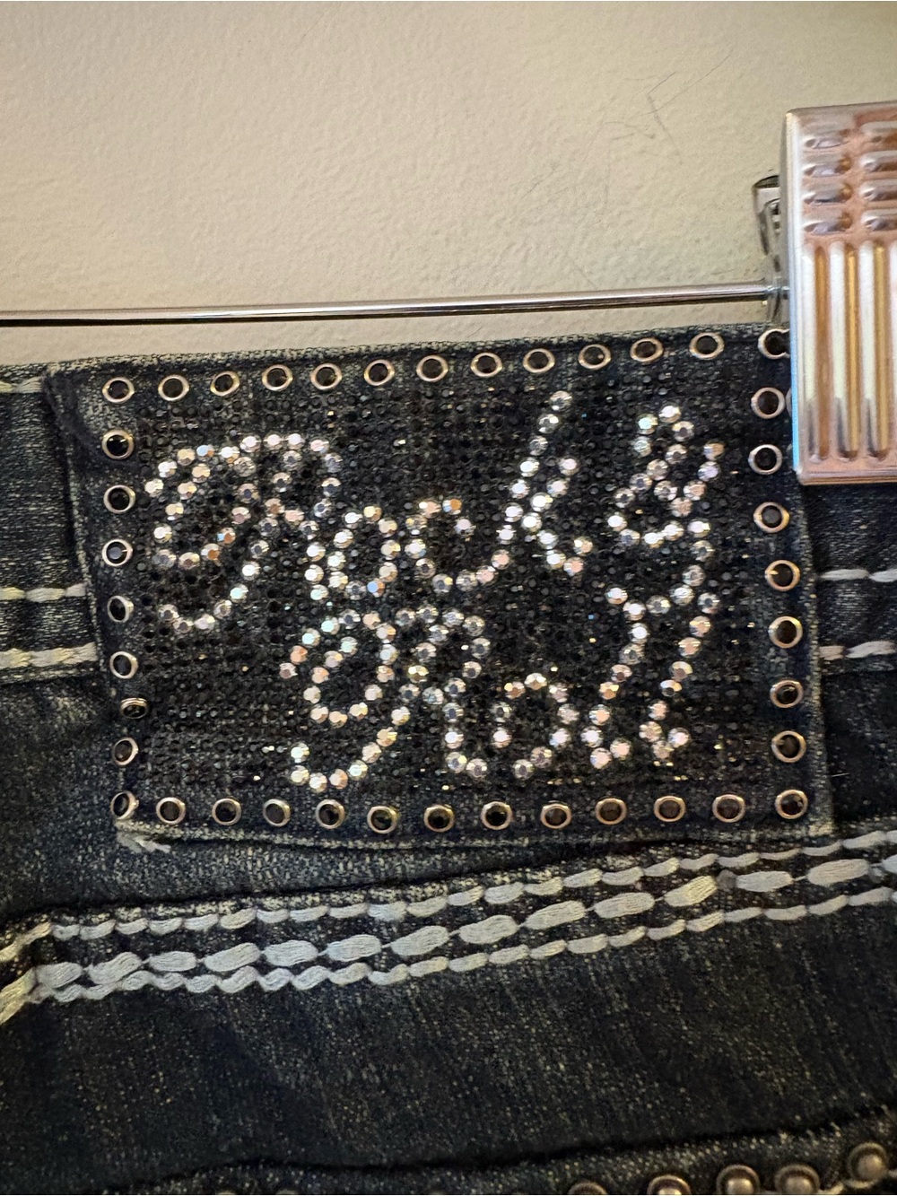 Rock & Roll Cowgirl Rhinestone Flap low rise Pocket Bootcut Jeans Size 27. - Picture 6 of 16